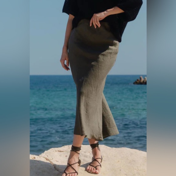 Brooks Brothers Dresses & Skirts - Brooks Brothers Olive Green 100% Bias Cut Linen Midi Skirt Sz Large Lightweight